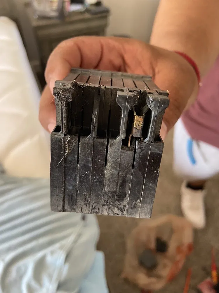 Slide of Mr.Dayz Electric