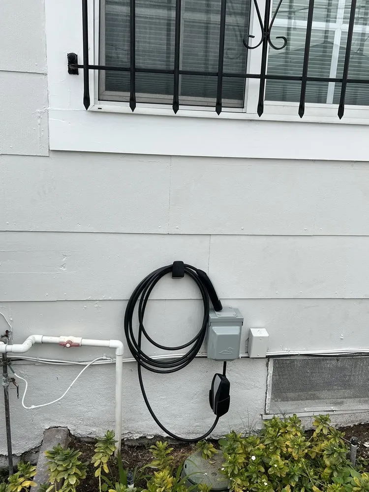 Expert electrical service for homes in outlet and switch repair,  by 