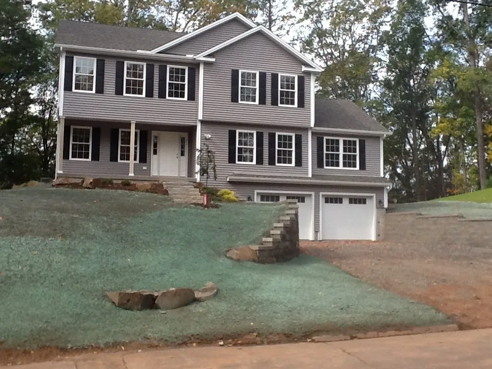 Slide of MS Contracting & Electric