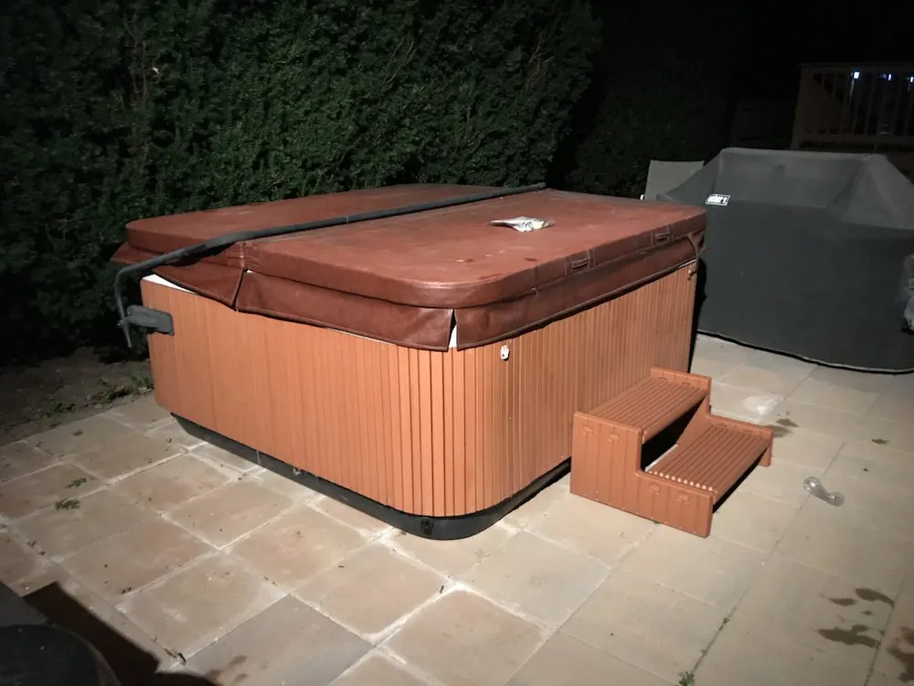 Slide of M&S Elite Contracting