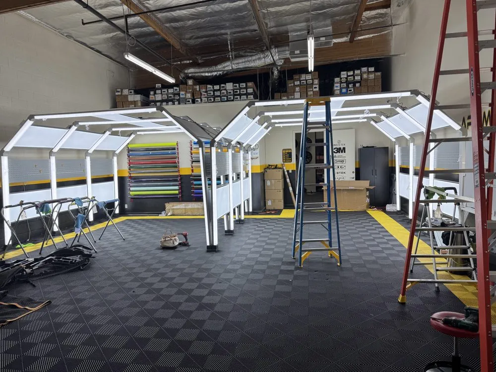 Certified emergency electrical service in Arleta, CA by MT Electric