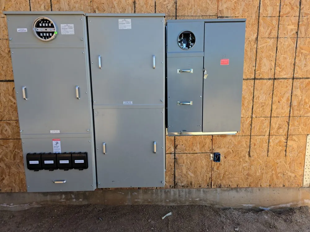 Licensed emergency electrical service service in , - MT Electric