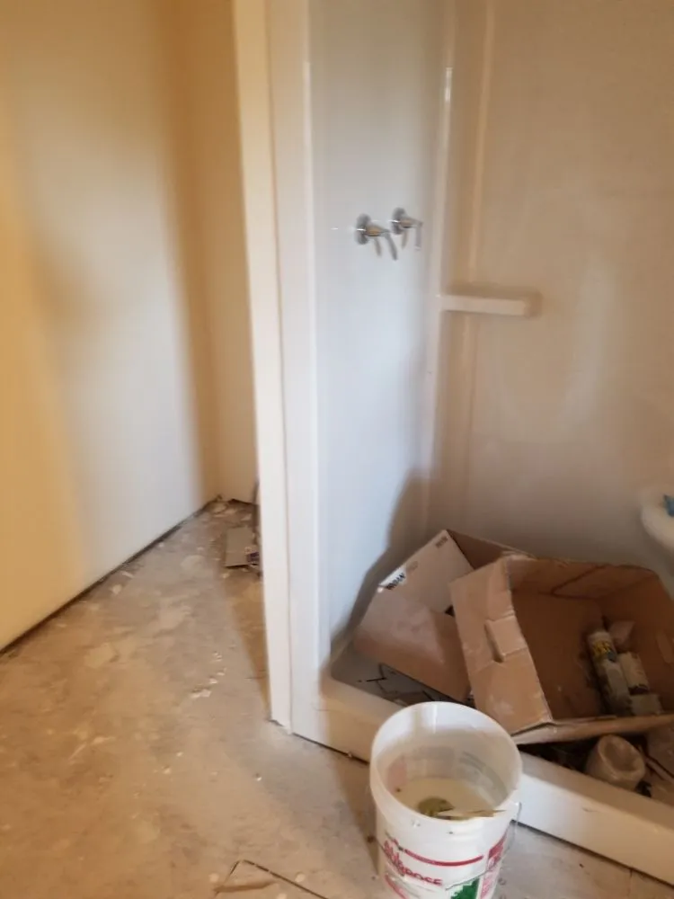 Emergency electrician providing wiring installation in , 