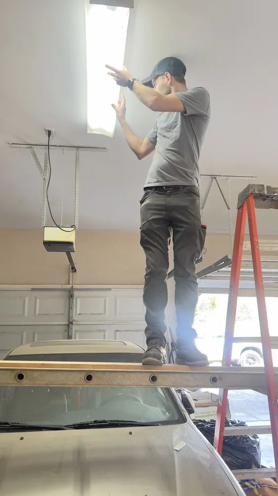 Slide of MT Electrical Services