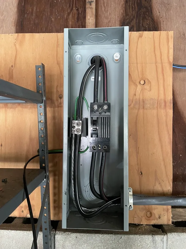 Slide of MT Electrical Services