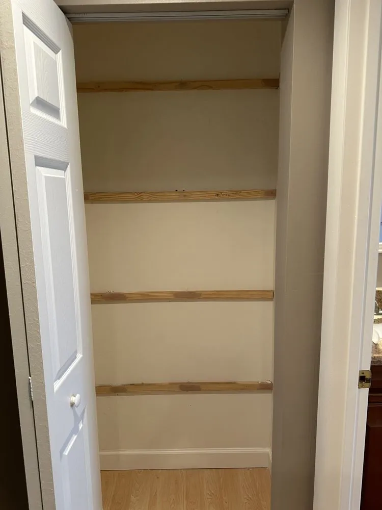 Certified electrical service for homes in lighting installation,  by 