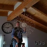 Slide of MTE - Mark The Electrician