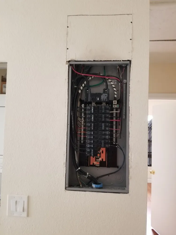 Slide of Mtm Electric