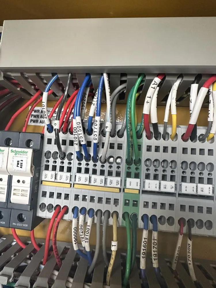 Slide of Multi Electric Services