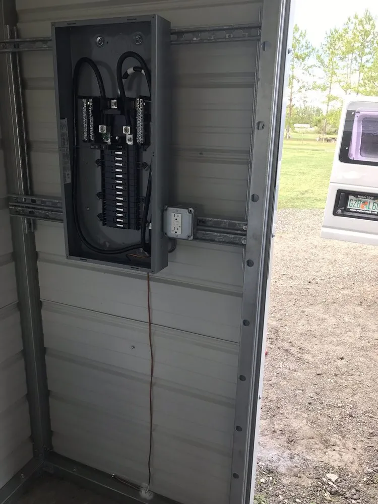 Slide of Munson Electric Contracting