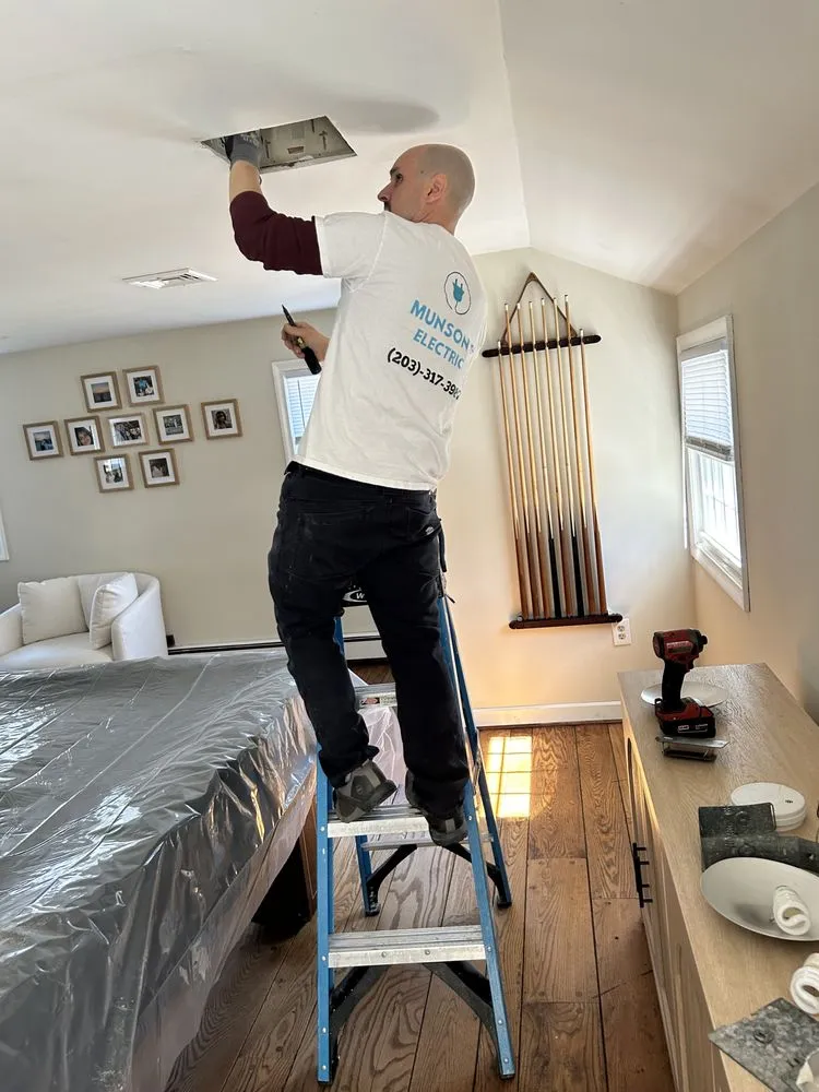 Slide of Munson’s Electric