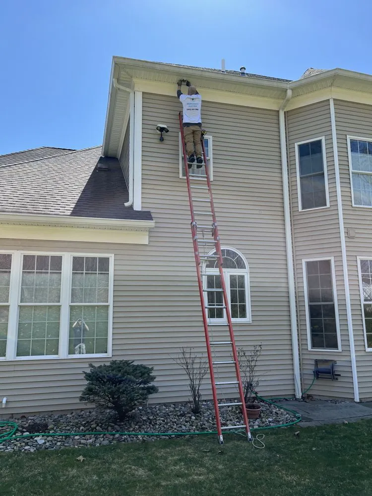 Slide of Munson’s Electric