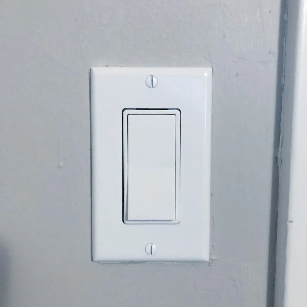 Trusted outlet and switch repair service in St. Albans, NY - Murdock Ave Certified Electrician