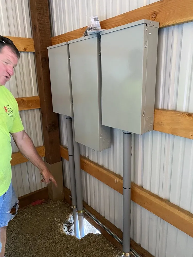 Expert electrician providing lighting installation in Rogue River, OR - Murphy Electric