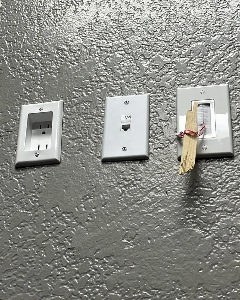 Professional circuit breaker repair service in Flushing, NY - Murray Hill Electricians