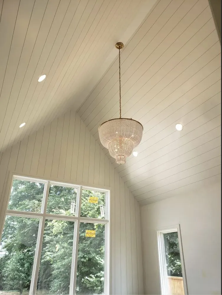 Licensed electrician providing emergency electrical service in Old Hickory, TN - Music City Electricians
