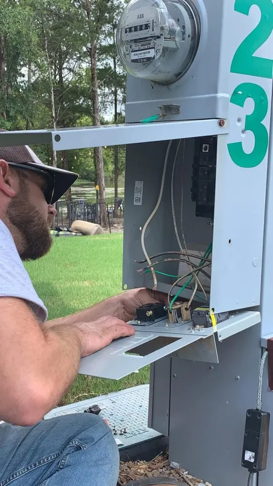 Emergency emergency electrical service experts serving Old Hickory, TN - Music City Electricians