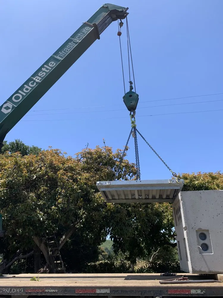 Slide of Muzyka Electric