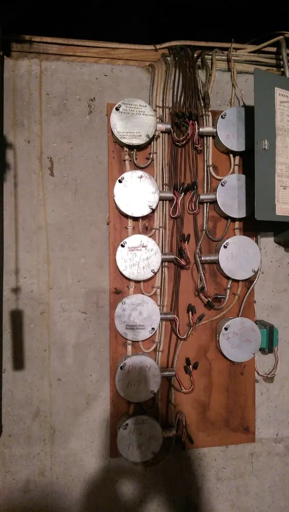 Slide of MVP Air Conditioning, Heating, Plumbing & Electric