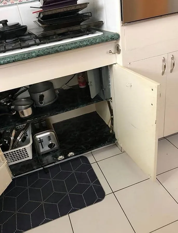 Licensed circuit breaker repair in ,  by Myers Park Electric