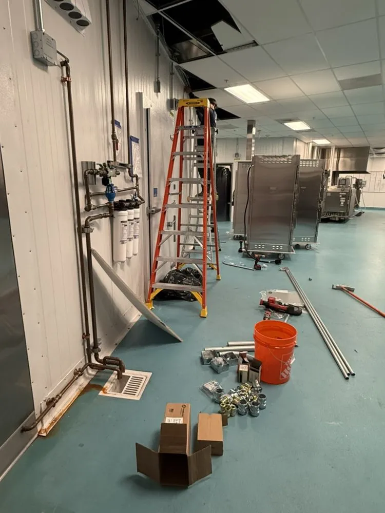 Slide of Mynor Electric