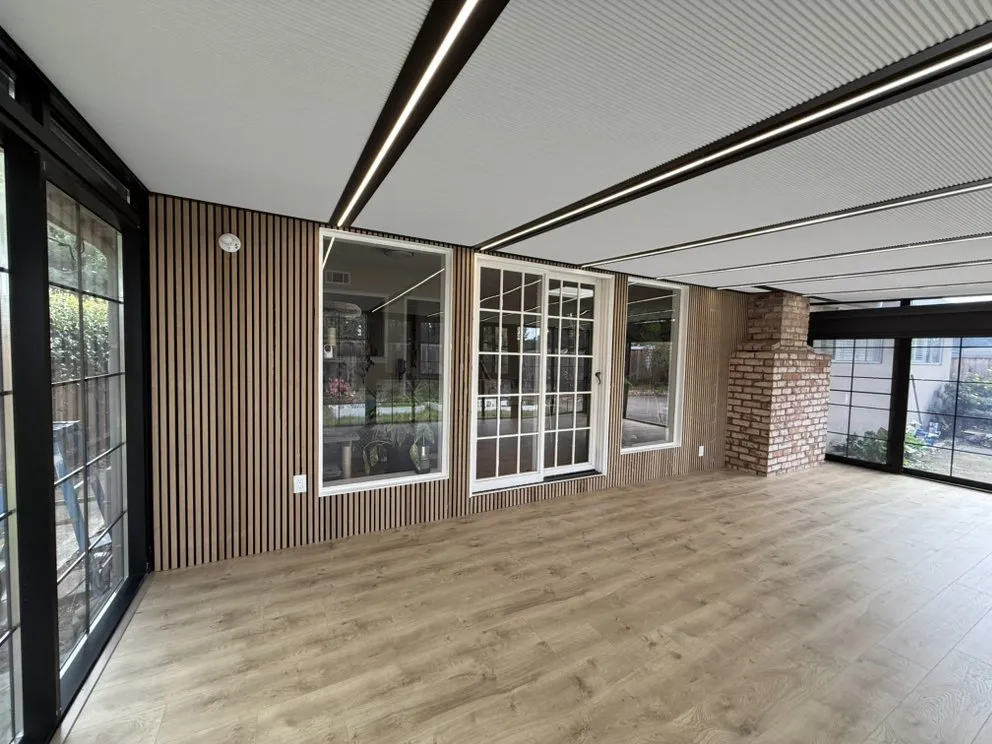 Slide of Mynor Electric