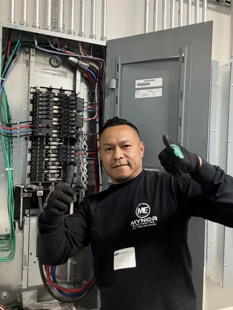 Slide of Mynor Electric