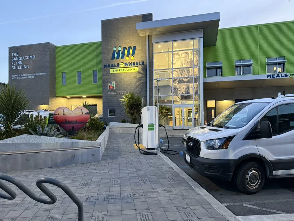 Slide of Mynor Electric