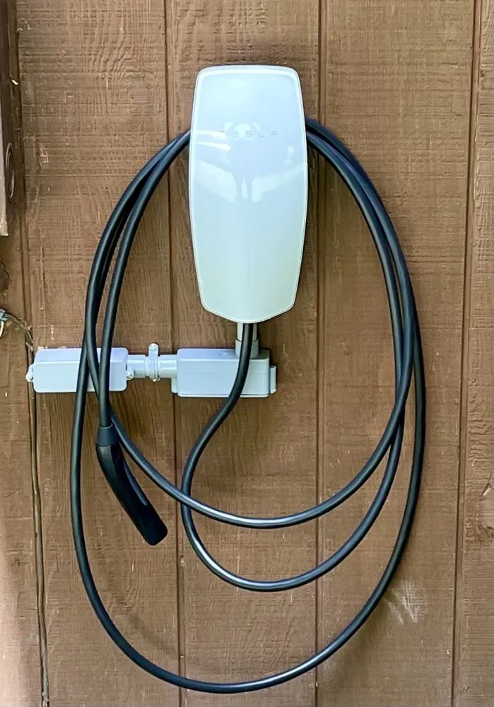 Slide of MZ Electrical Construction