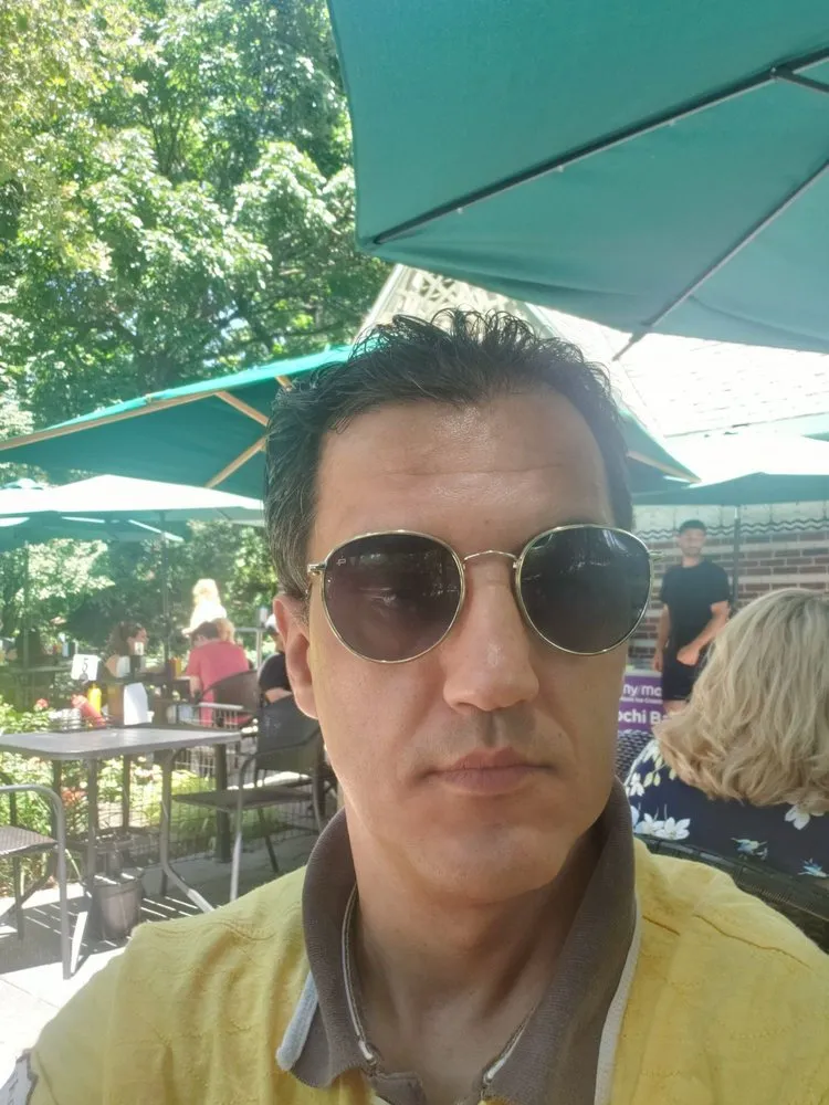 Slide of N & D Laci Electric