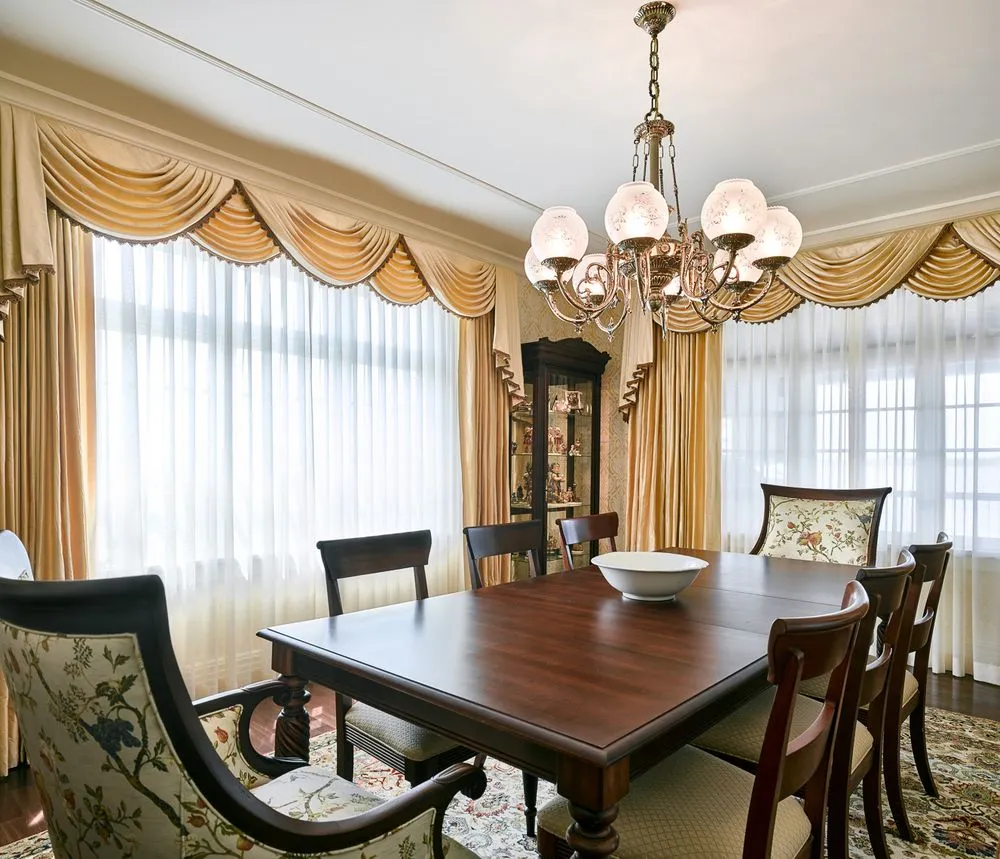 Slide of N & N Electric