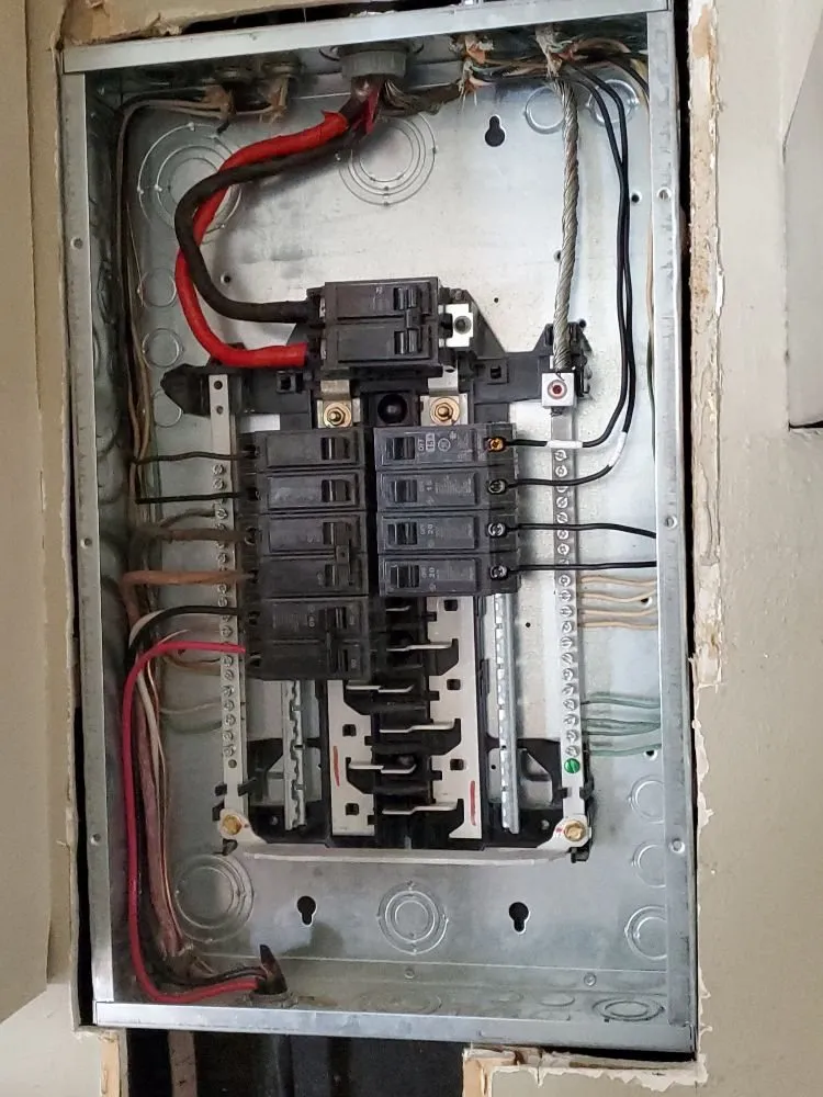 Licensed circuit breaker repair experts serving Morrison, CO - N2H Electrical