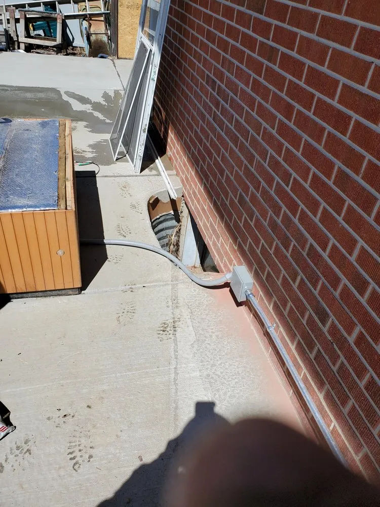 Licensed circuit breaker repair experts serving Morrison, CO - N2H Electrical