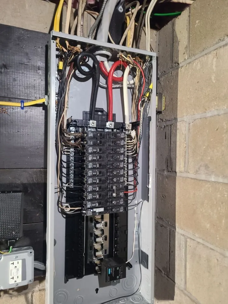 Slide of Naci Electric