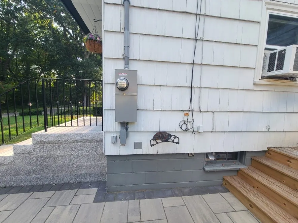 Slide of Naci Electric