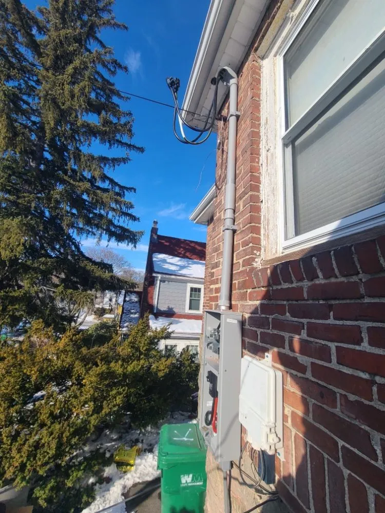 Slide of Naci Electric