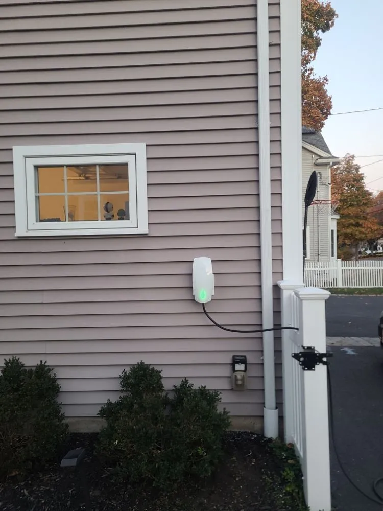 Slide of Naci Electric