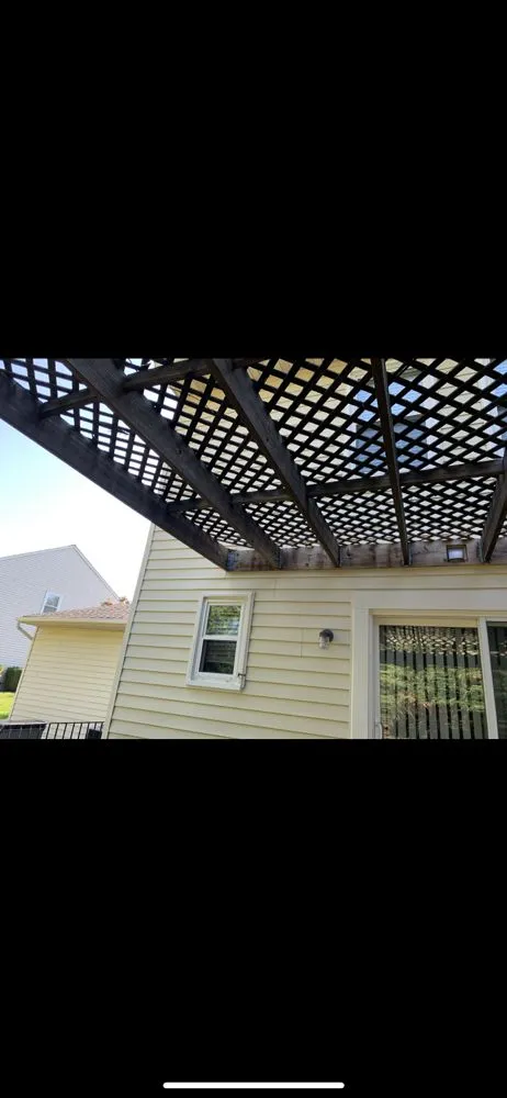 Professional electrical service for homes in lighting installation, by