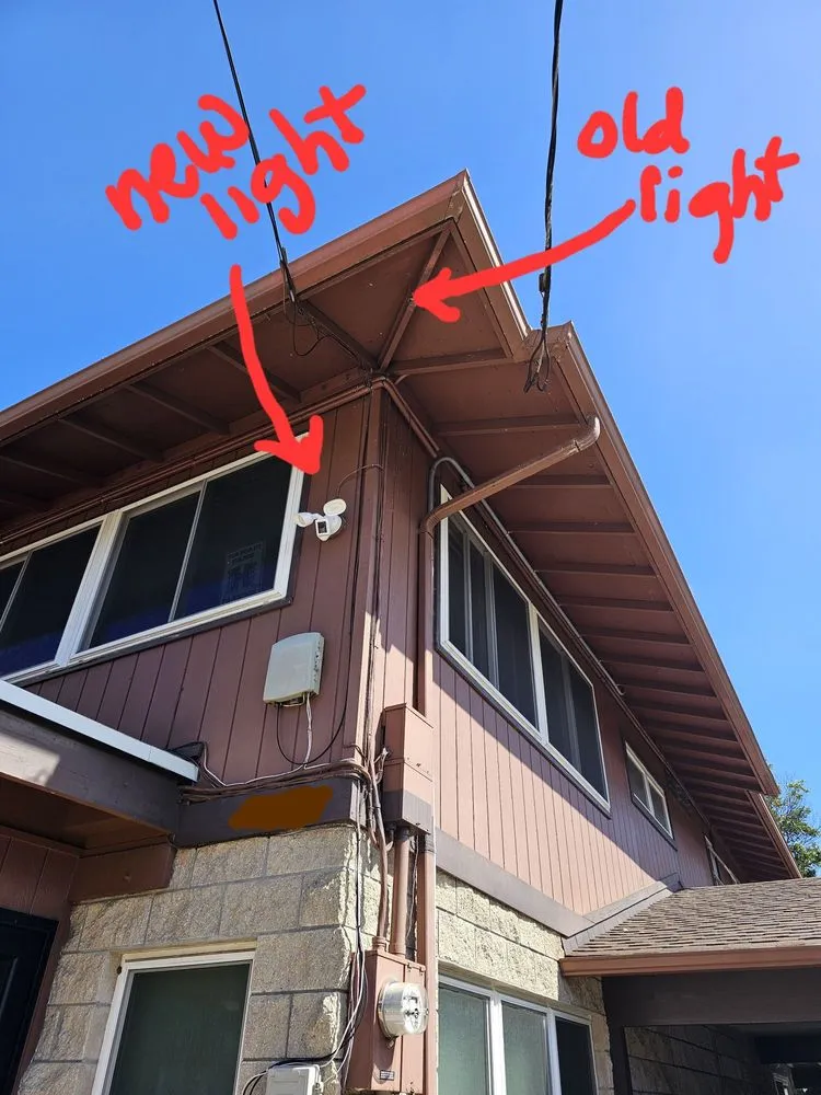 Slide of Nan Hua Electric