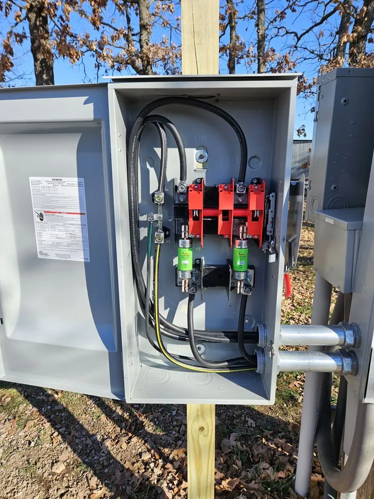 Licensed circuit breaker repair in Wheatland, MO by Napple Electric