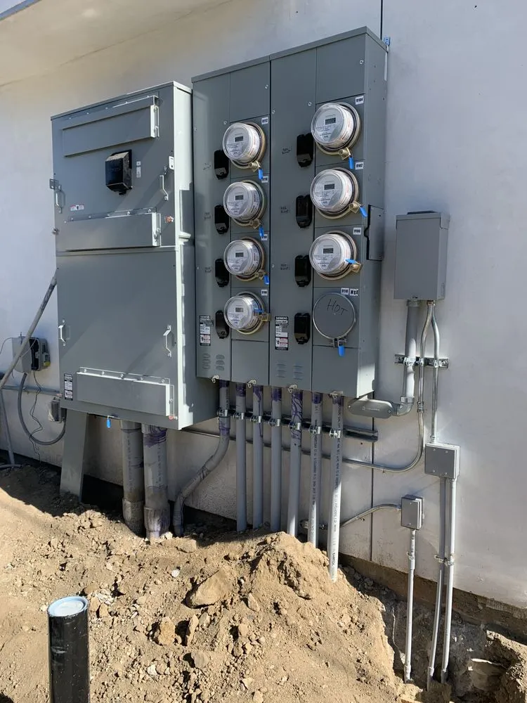 Emergency outlet and switch repair in Granada Hills, CA by Nat Electric