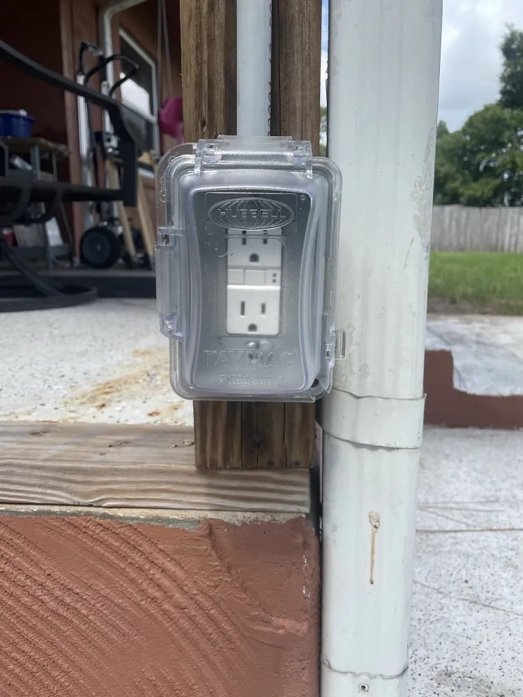 Professional emergency electrical service experts serving ,  - Nater-aid handyman services