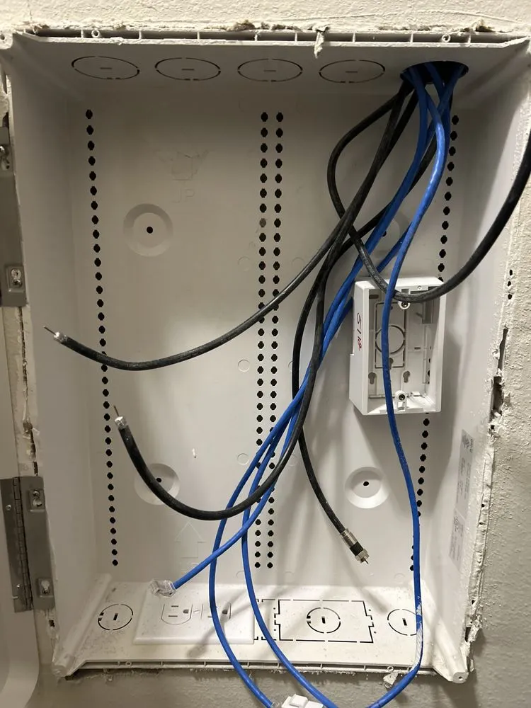 Emergency circuit breaker repair in ,  by Nathans Home Solutions