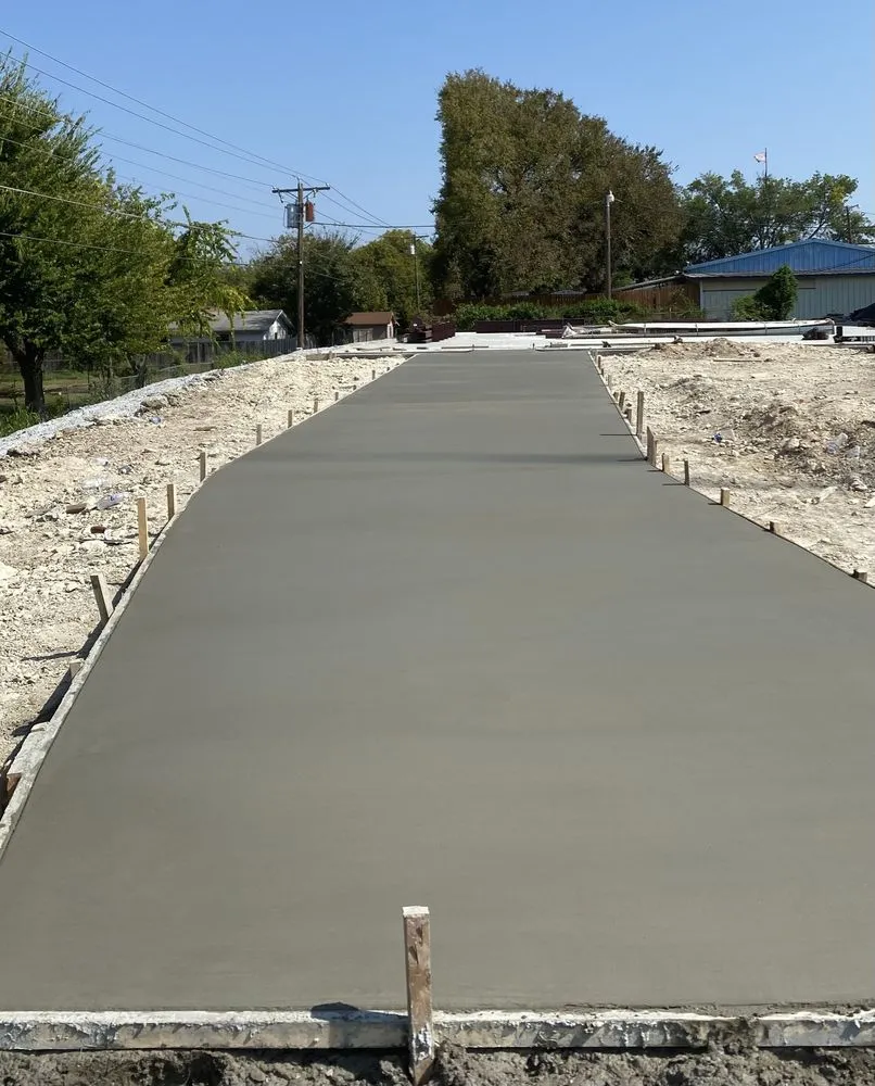 Slide of Navarrete Construction