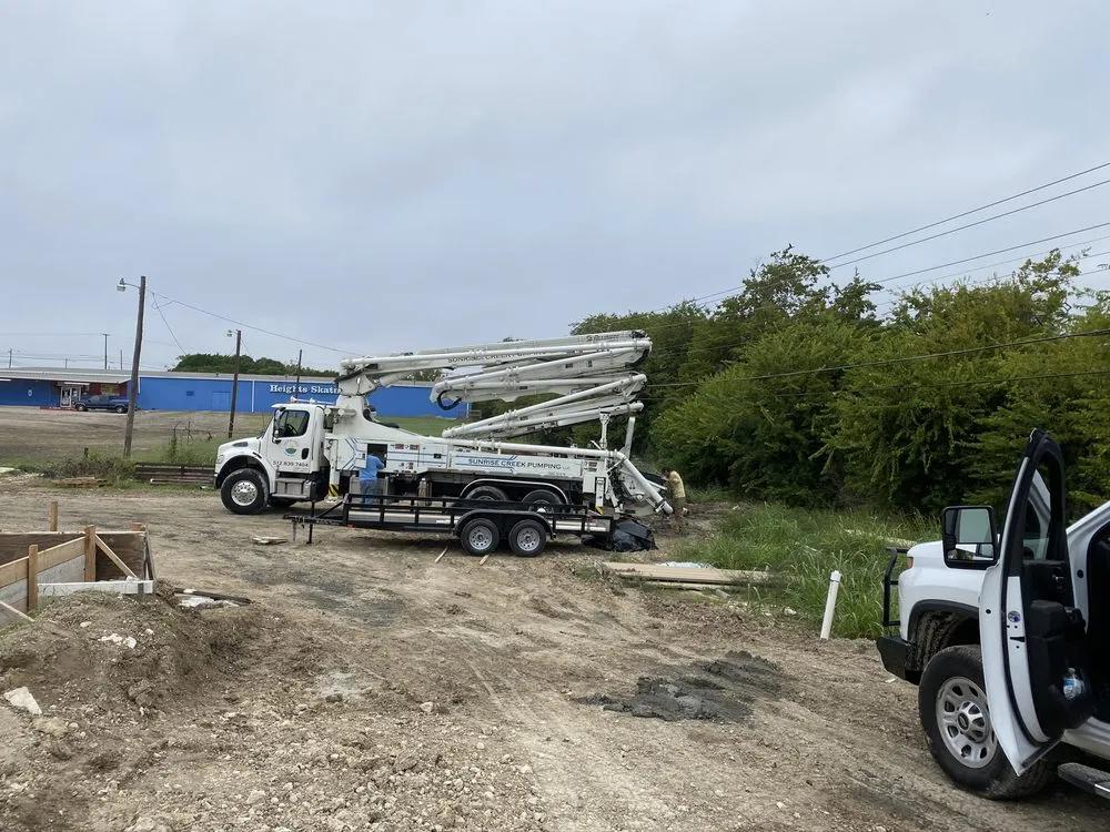 Slide of Navarrete Construction