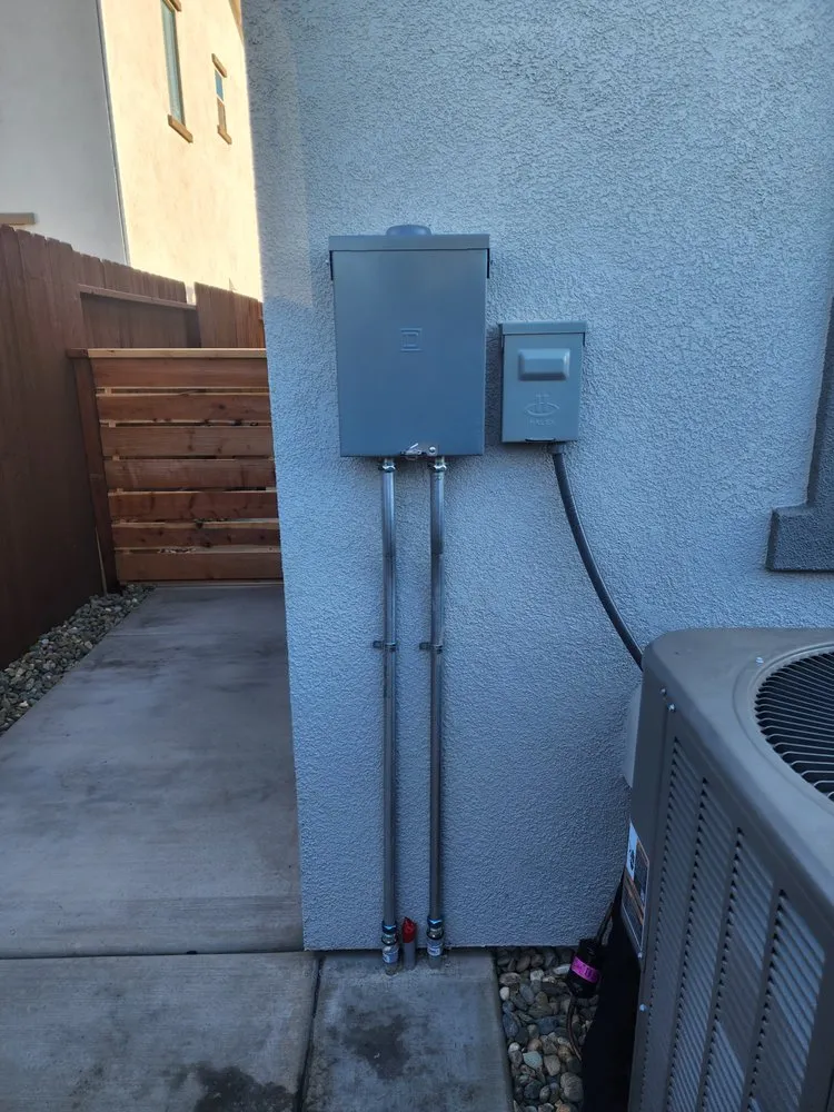 Affordable electrical service for homes in lighting installation,  by 