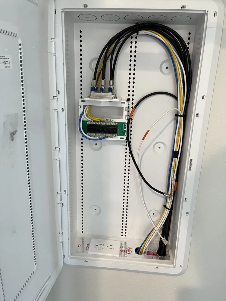 Slide of NAVI Electric