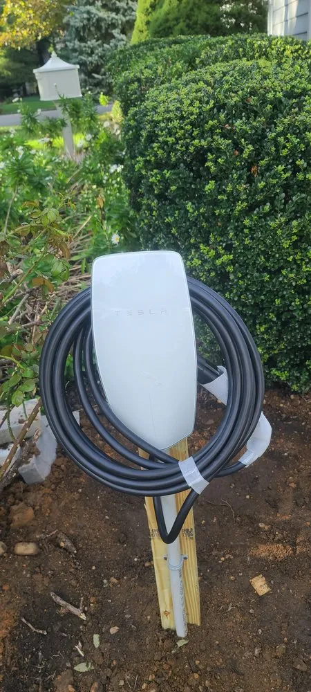 Emergency electrical service for homes in emergency electrical service,  by 