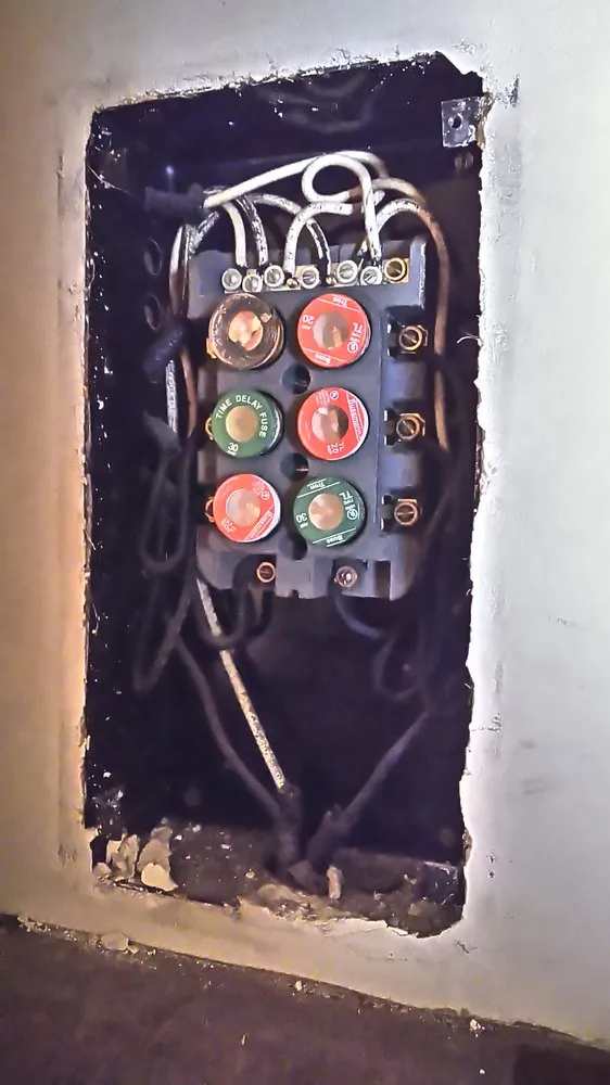 Slide of Neault Electric