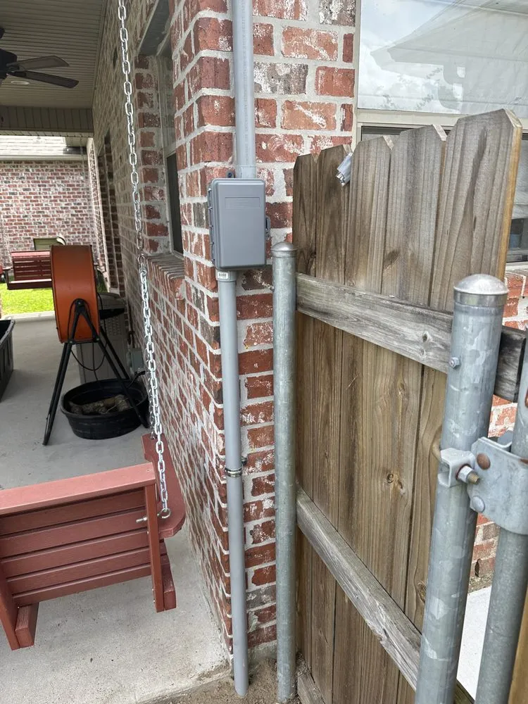 Slide of Neauxla Power Services